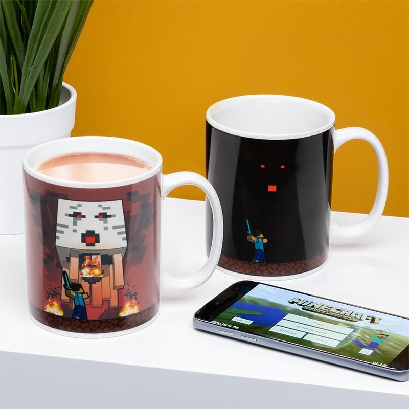 MINECRAFT - Nether - Mug Thermoréactif 300ml MINECRAFT - Nether - Mug Thermoréactif 300ml
