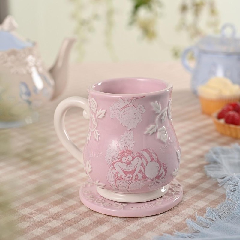 ALICE AUX PAYS DES MERVEILLES - Chat du Cheshire - Mug en Relief 350ml ALICE AUX PAYS DES MERVEILLES - Chat du Cheshire - Mug en Relief 350ml