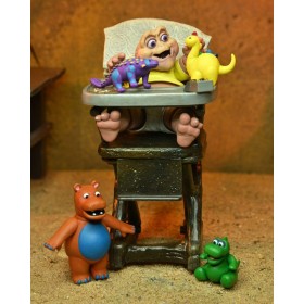 DINOSAURES - Bébé Sinclair - Figurine Ultimate 18cm