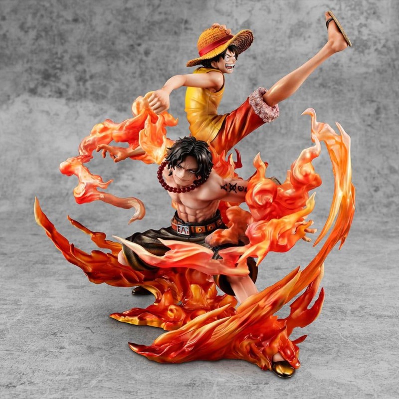 ONE PIECE - Luffy & Ace "Bond between brothers" -Statuette P.O.P. 25cm ONE PIECE - Luffy & Ace "Bond between brothers" -Statuette P.O.P. 25cm