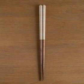 MON VOISIN TOTORO - Esquisses Marron - baguettes Laquées 21cm